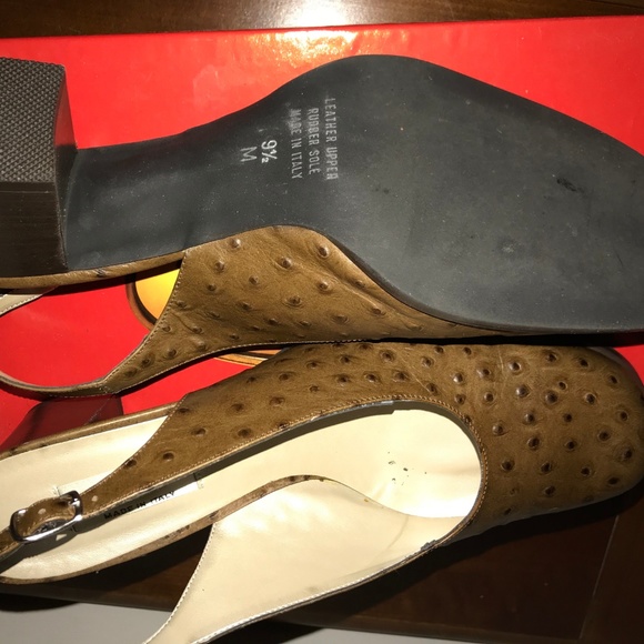 Brown leather sling back pumps from Talbots - Picture 4 of 5